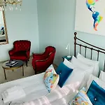 Suite Apartment
