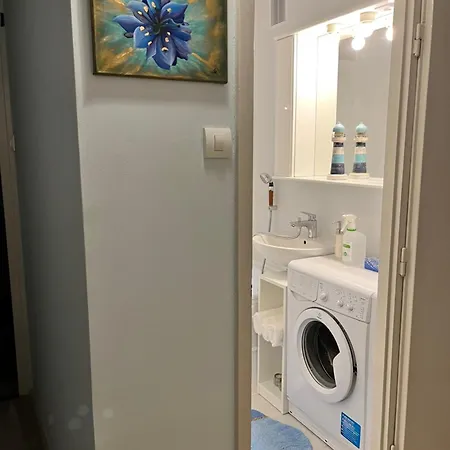 Suite Apartment アパート Mosonmagyaróvár